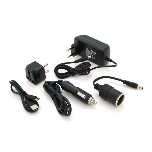 Портативний PowerBank потужністю 100W, 27000mAh (99.9Wh), 2xUSB-A Output: 5V/3.5A, DC Output: 12V/6A, LED Torch, Q8